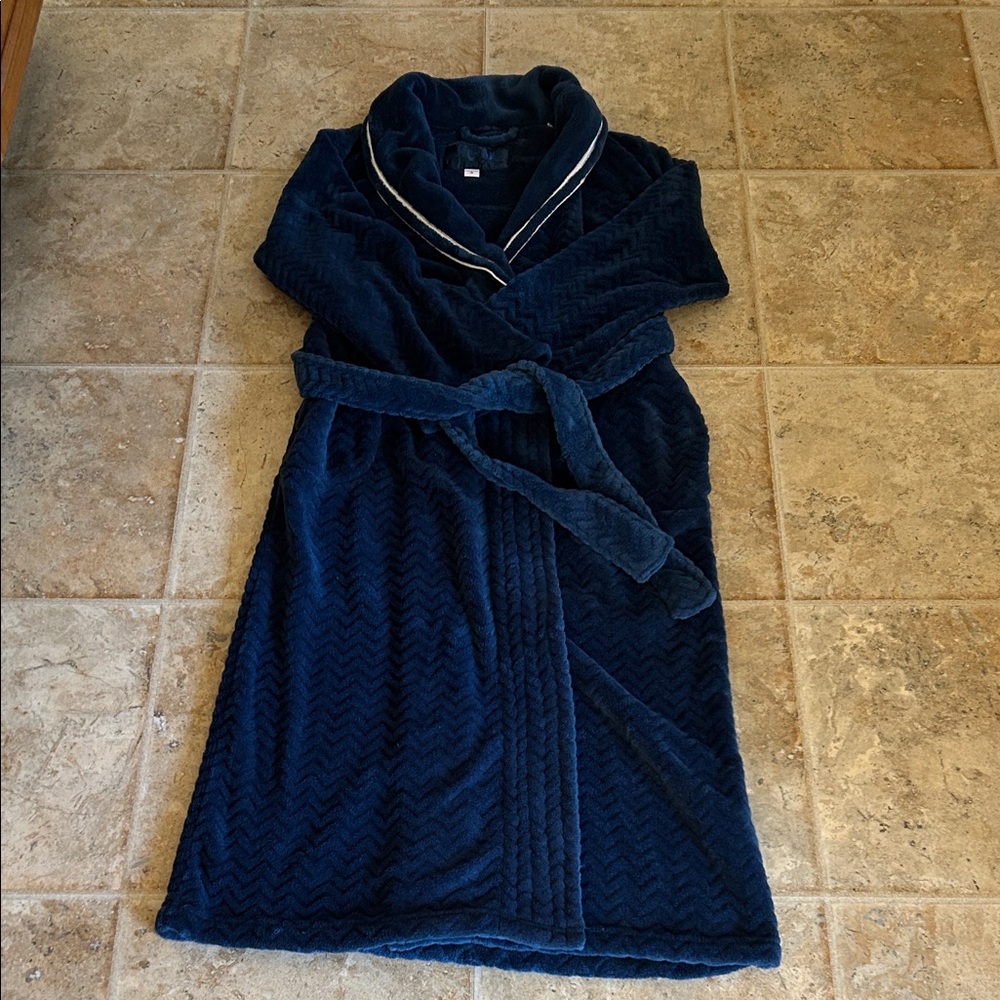 Liz Claiborne Navy Blue Robe